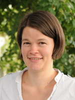 Portrettbilde av Anja Brænd som smiler til kameraet