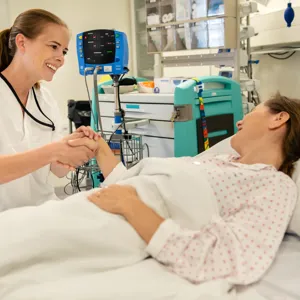 En person i en sykehusseng