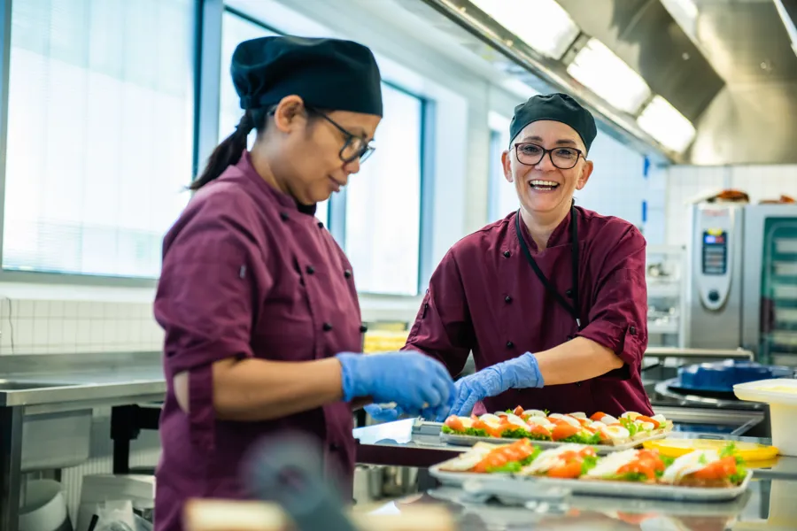 Ansatte på mat og drikke nordbyhagen