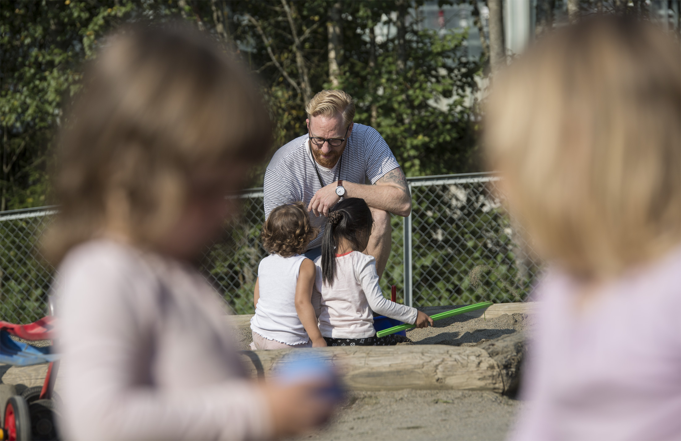 En person som holder et tau